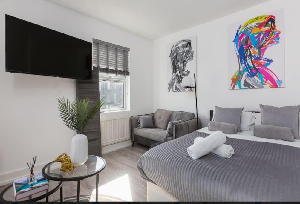 Studio Apt, 8 Min Walk From Tube 3 London Ngoại thất bức ảnh
